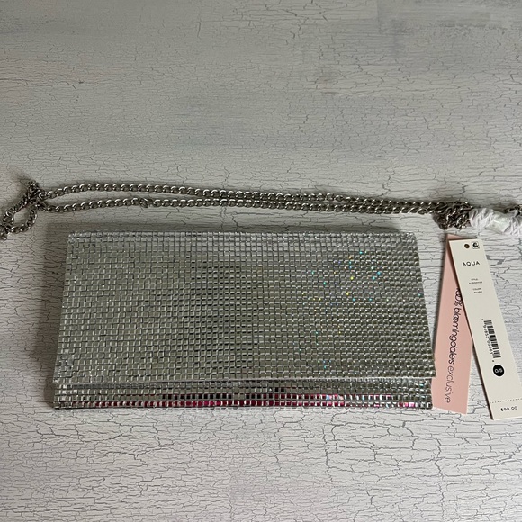 Aqua Silver Clutch w/Removable Crossbody Strap - Picture 3 of 10